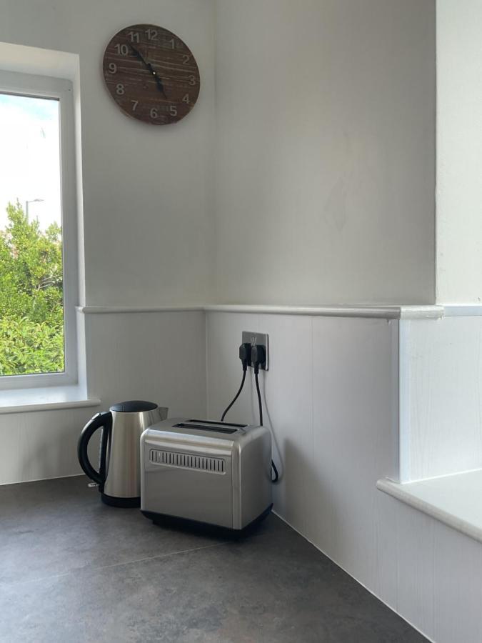 Large 2-Bedroom Maisonette With Free Parking Twickenham Exterior foto