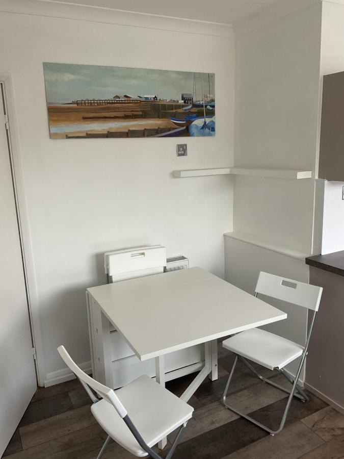Large 2-Bedroom Maisonette With Free Parking Twickenham Exterior foto
